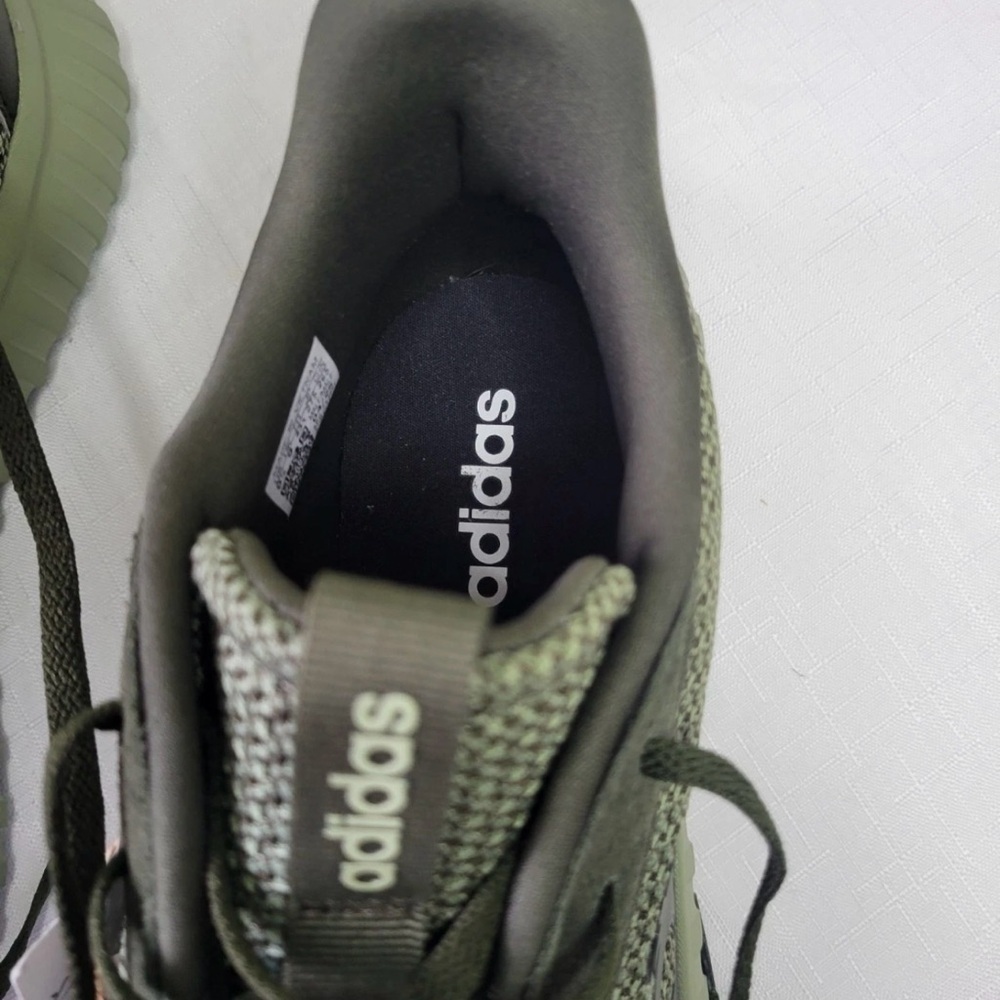 MENS NWT ADIDAS GREEN OLIVE KAPTIR BASE RUNNING WORKOUT EVERY DAY SHOE SIZE 10 - Picture 7 of 10